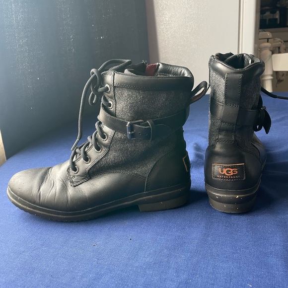 UGG Kesey Boots - Picture 1 of 6